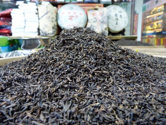 Thé au marché au thé de Maliandao, à Pékin.