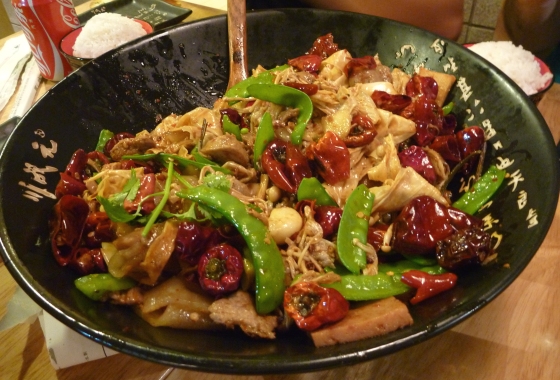 Mala xiang guo dégusté dans un restaurant de The Place à Pékin.